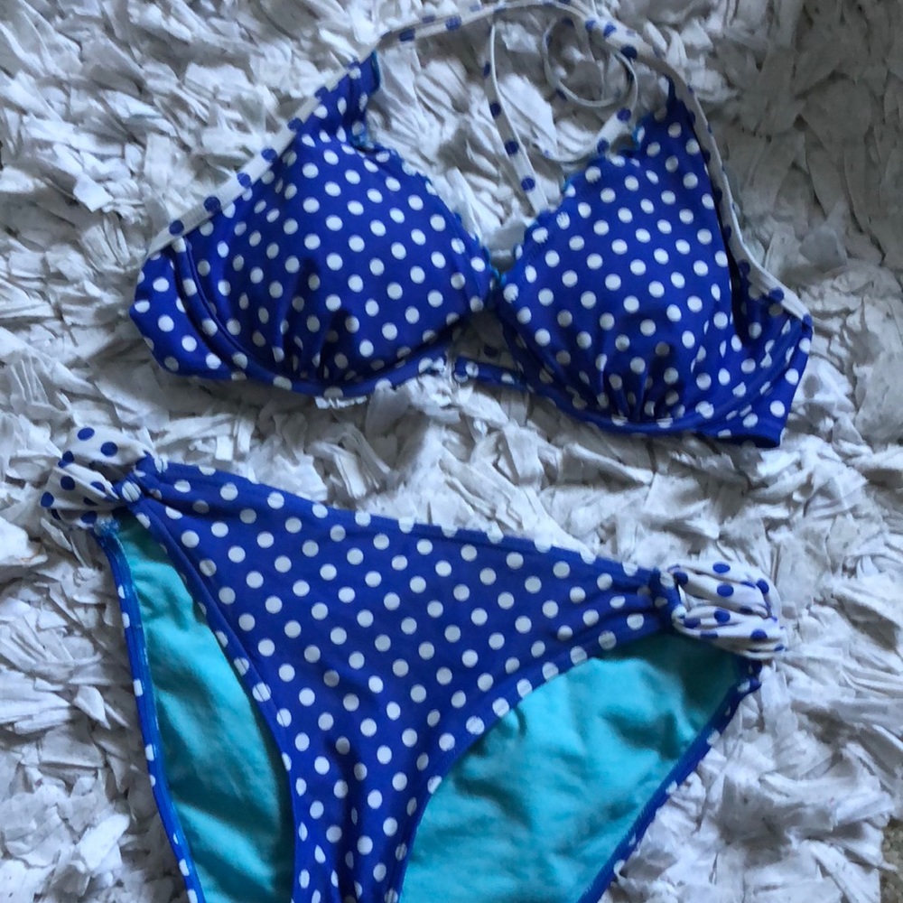 🔵Polka Dot Bikini Top 🔵